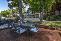 NEW LISTING! Cozy Lakefront Home with fantastic views, close to Bagnell Dam