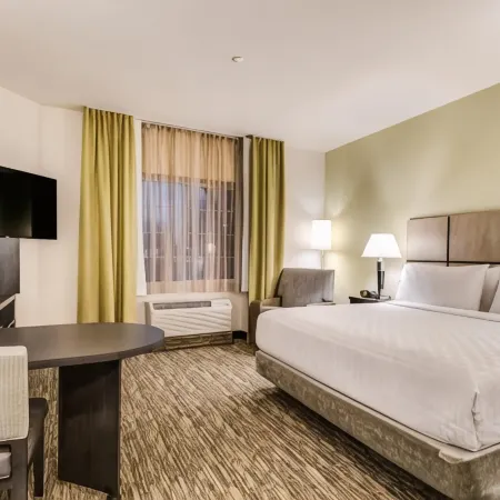 Candlewood Suites PORTLAND-AIRPORT by IHG