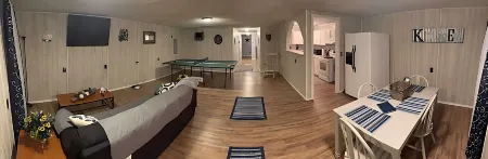 Hatfield McCoy Trails!  Newly renovated 3 bedroom house with ATV trail access.