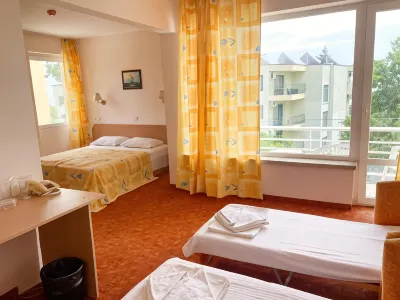 Vezhen Hotel - Free Parking