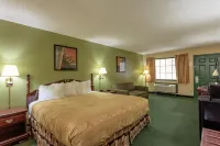 Angel Inn Near Imax, a Travelodge by Wyndham