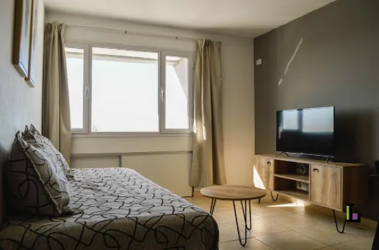 Leloir Suites & Meetings Hotels in Confluencia Department