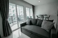 Mantra Condo M165 Hotels in 