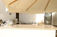 Pyramids Hotel
