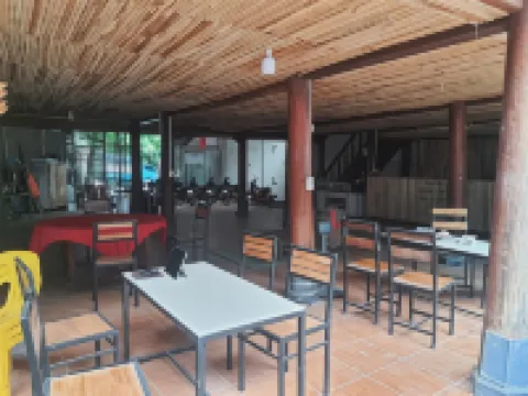 位於河江的11卧室平房-500平方米|帶5個獨立浴室