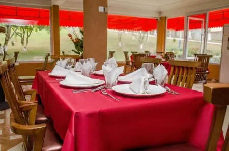 Eagles Nest in. Hotel Отели в г. Васса Запад