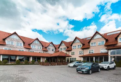 Hotel Victoria Các khách sạn ở Bolszewo