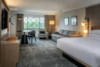 Sheraton Nashua Hotels in Nashua