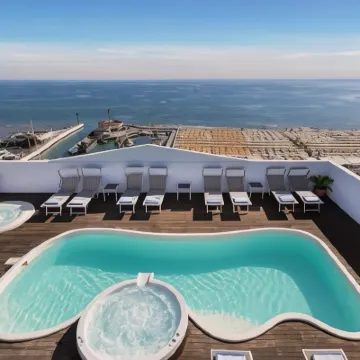 Hotel Nautico Hotels in der Nähe von Mojito Beach Riccione