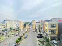 Spacious Studio Apartment at Gateway Ahmad Yani Cicadas Hotels in Cibeunying Kidul