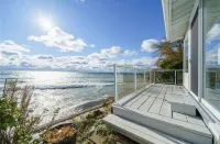 Stunning House on the Water's Edge