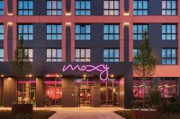 Moxy Warsaw City Hotels in Varsova