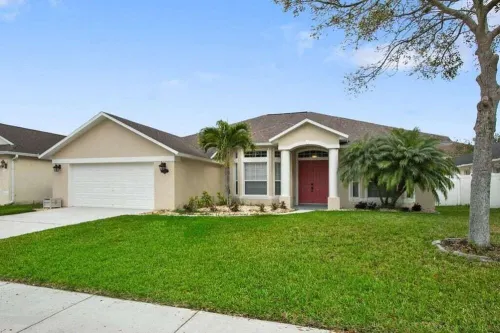 Relaxing Home away from home Hotels in West Melbourne