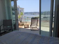 Bel Appartement Face mer aux Pieds des Plages