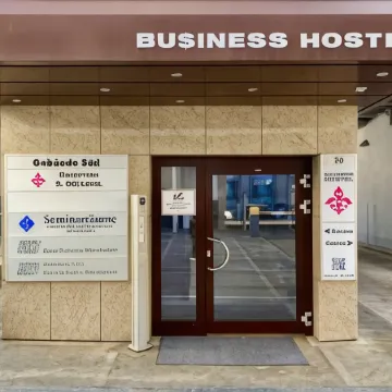 Business Hotel Wiesbaden Prime Отели рядом с достопримечательностью «Вестенд»