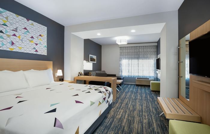 La Quinta Inn & Suites by Wyndham Manassas VA-Dulles Airport