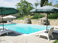 Agriturismo Montereggi - Pools