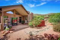 Oak Creek Oasis: Pool, Spa, Golf