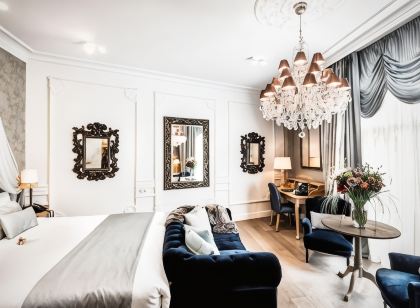 Luxury Boutique Hotel de Castillion