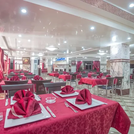 Hôtel les Ambassadeurs