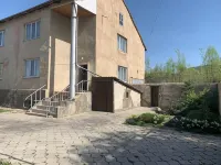 Jakesh Các khách sạn ở 
