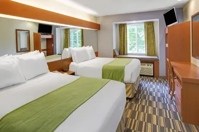 Microtel Inn & Suites by Wyndham Cherokee Hotels near 美国切罗基 | 《Unto These Hills》露天戏剧