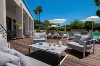 Hôtel Mercure Hyères Centre فنادق في هييريس
