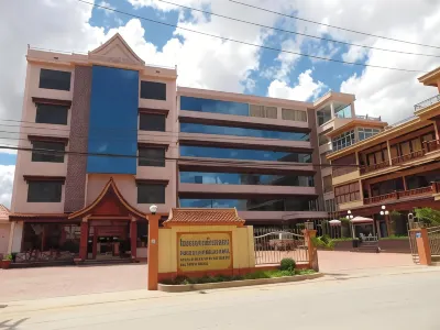 Anoulackkhenlao Hotel Hotels near Xieng Khouang Airport