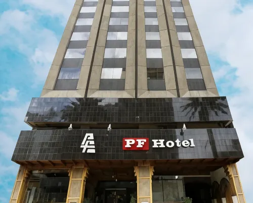 Hotel PF Hotels near Anzures