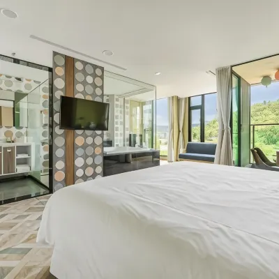 Han Yan Design Hotel Hotels near Choawu Pier