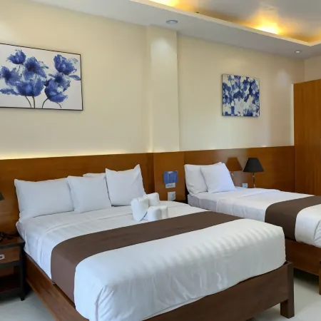 Villa MJ Maristela Beach Resort
