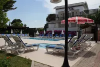 Minta Apart Hotel - Beach