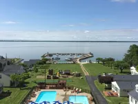 South Beach Resort Hotel Hotels in Lakeside Marblehead