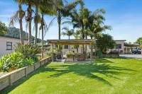 Sunset Motel Hotels in Thames