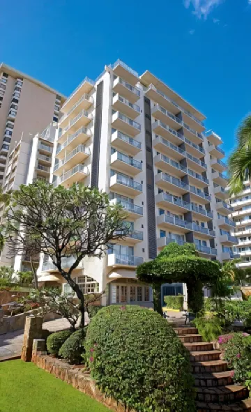 Coconut Waikiki Hotel