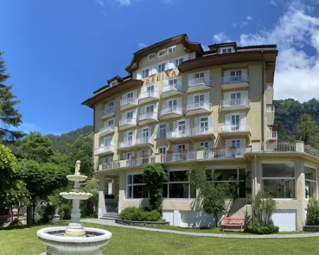 Hotel Regina Hotels in Wengen
