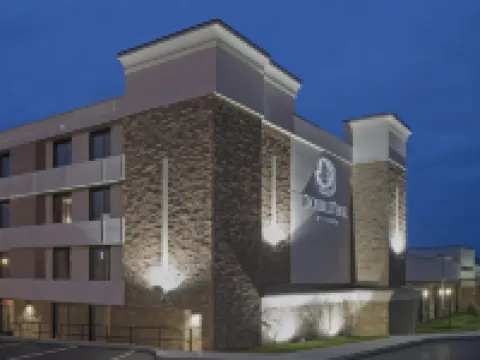 ダブルツリー バイ ヒルトン スケネクタディ ダウンタウン スケネクタディのホテル