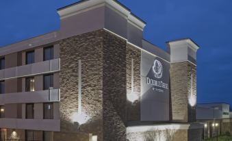 DoubleTree by Hilton Schenectady Downtown