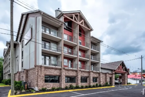 Best Western Plus Mountain Melodies Inn  Suites