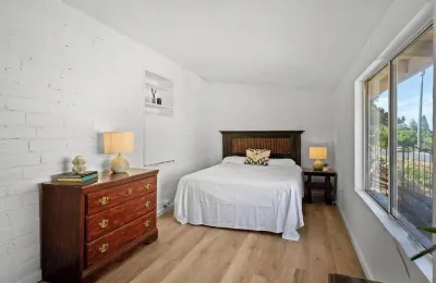 Private Hilltop view Guesthouse Hotel in zona Mother Earth Brew Company