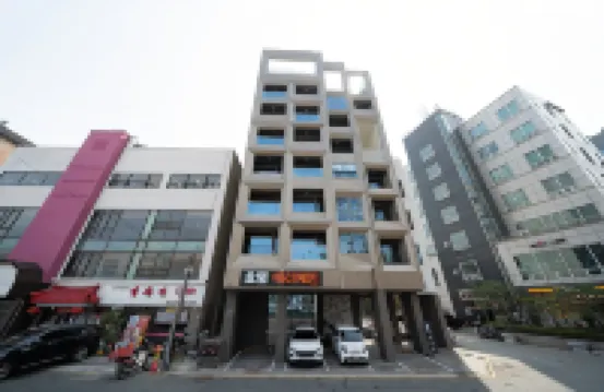 Jamsil Mary Jane Hotels near Garak Market