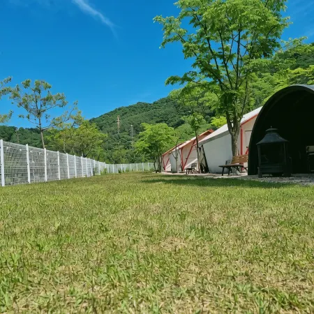 Dongducheon Jaws Glamping Отели в г. Тондучхон