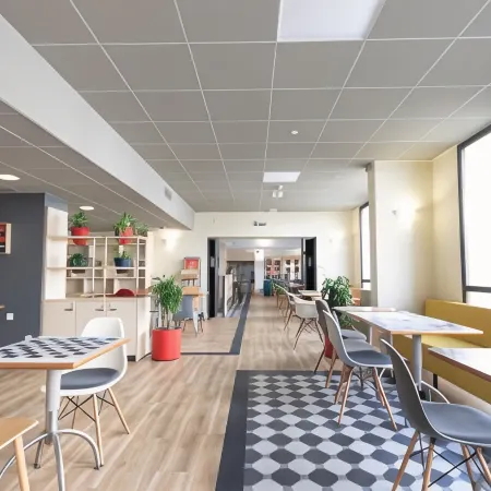 ibis Rochefort