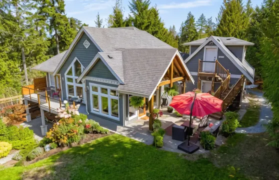 莎尼甘住宿加早餐旅館