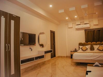 Golden Vista Resort - 10 Minute From Mayapur Temple