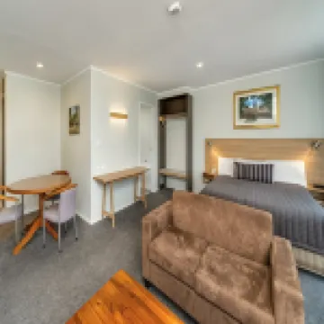 郵政汽車旅館 古爾本酒店