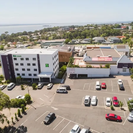 Ibis Styles the Entrance