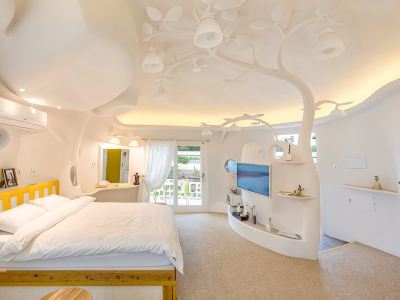 Seogwipo Balt House Pension