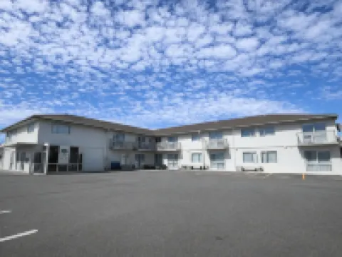 BKs Premier Motel Esplanade Hotels in Lower Hutt