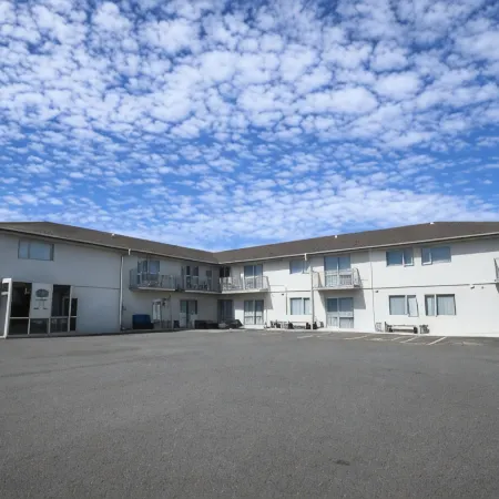 BKs Premier Motel Esplanade Отели в г. Ловер Хатт